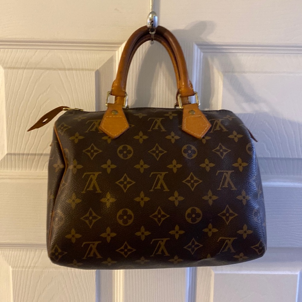 Louis Vuitton speedy bag!